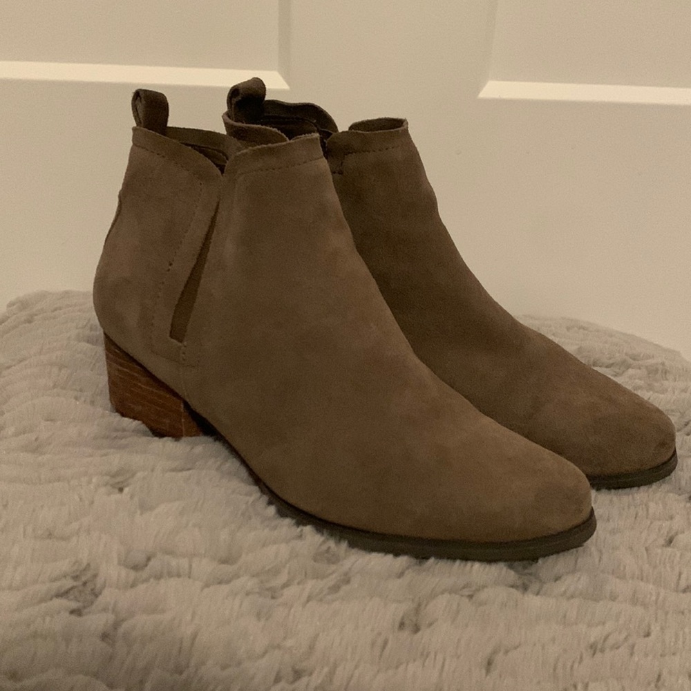 Blondo waterproof booties